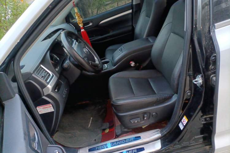 Used Toyota Highlander 2021 2.0T Four-Wheel Drive Prestige Version 7 Seats Left Front Seat