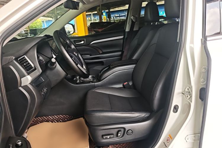 Used Toyota Highlander 2021 2.0T Four-Wheel Drive Prestige Version 7 Seats Left Front Seat