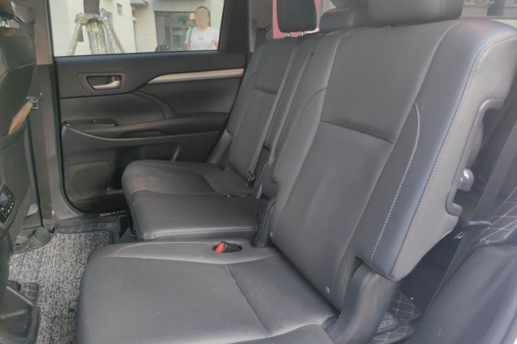 Used Toyota Highlander 2021 2.0T Four-Wheel Drive Knight Edition 7 Seats Left Rear Seat