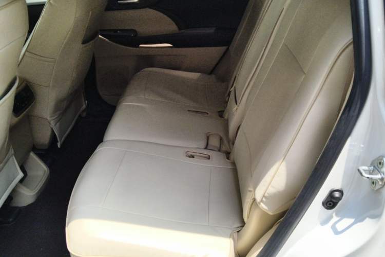 Used Toyota Highlander 2021 2.0T Four-Wheel Drive Elite Edition 7-Seater Left Rear Seat