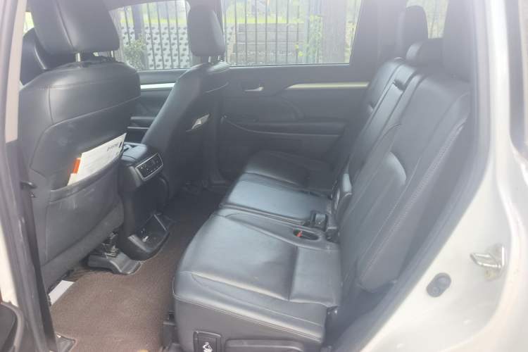 Used Toyota Highlander 2021 2.0T Four-Wheel Drive Prestige Version 7 Seats Left Rear Seat