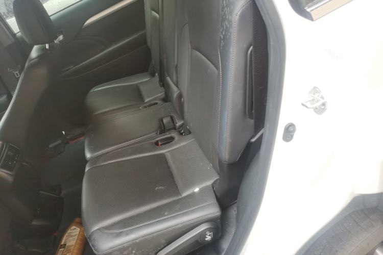 Used Toyota Highlander 2021 2.0T Four-Wheel Drive Luxury Edition 7 Seats Left Rear Seat