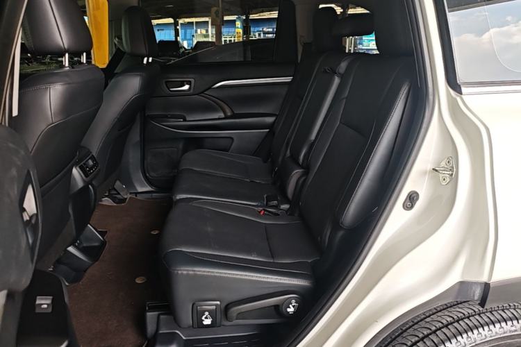 Used Toyota Highlander 2021 2.0T Four-Wheel Drive Prestige Version 7 Seats Left Rear Seat