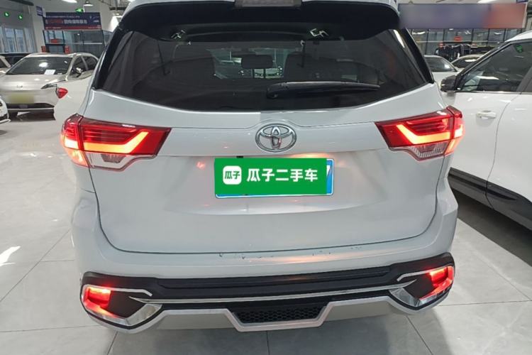 Used Toyota Highlander 2021 2.0T Four-Wheel Drive Elite Edition 7-Seater Rear