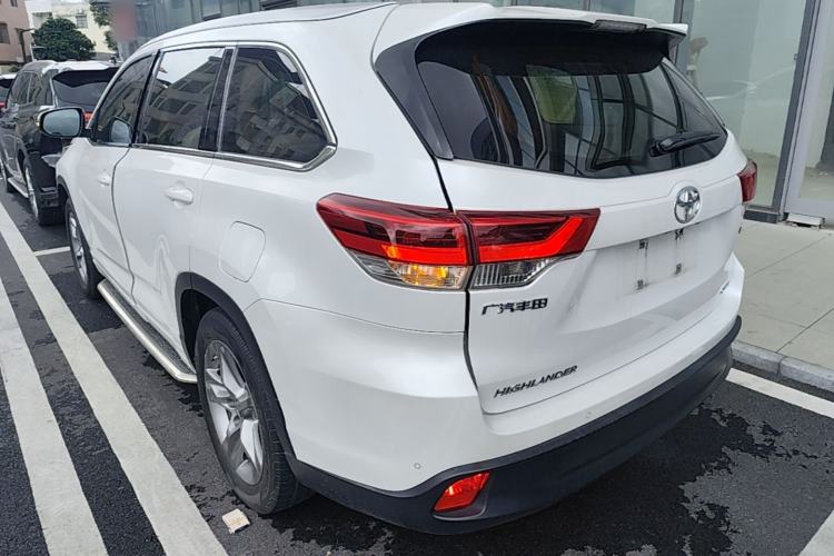 Used Toyota Highlander 2021 2.0T Two-Wheel Drive Luxury Edition 7 Seats Rear Left 45 Deg