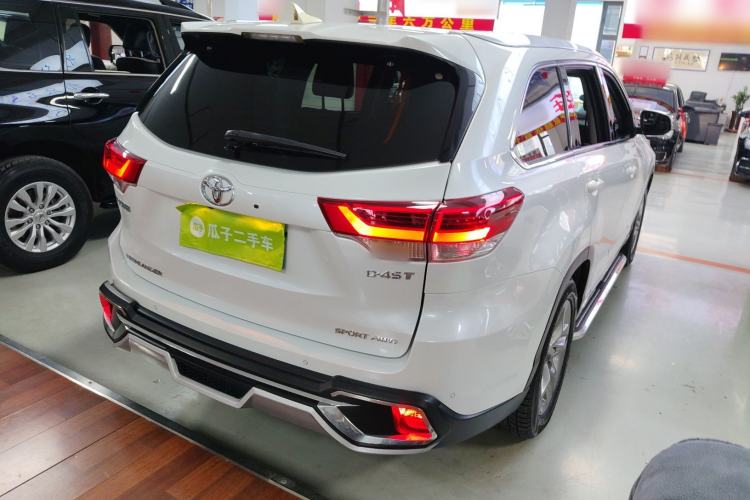 Used Toyota Highlander 2021 2.0T Four-Wheel Drive Prestige Version 7 Seats Rear Right 45 Deg