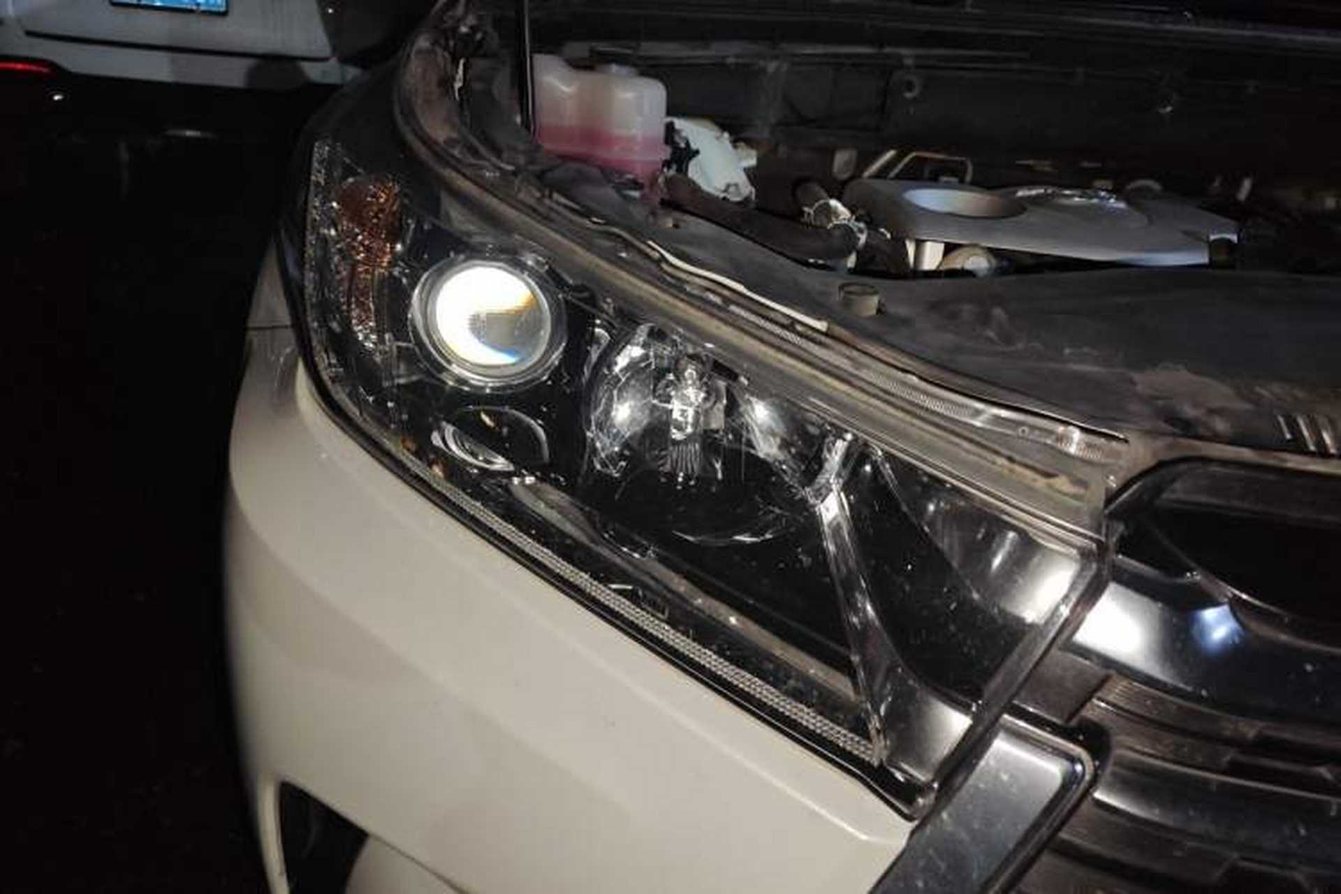Used Toyota Highlander 2021 2.0T Four-Wheel Drive Luxury Edition 7 Seats Right Front Headlight