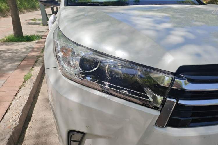 Used Toyota Highlander 2021 2.0T Four-Wheel Drive Prestige Version 7 Seats Right Front Headlight