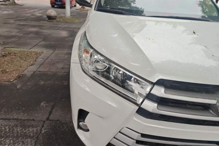 Used Toyota Highlander 2021 2.0T Four-Wheel Drive Elite Edition 7-Seater Right Front Headlight