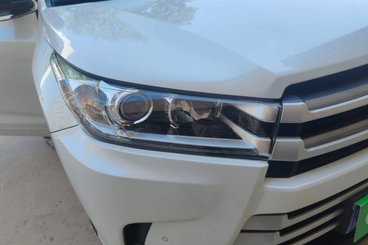Used Toyota Highlander 2021 2.0T Four-Wheel Drive Luxury Edition 7 Seats Right Front Headlight