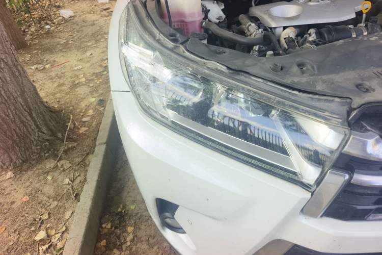 Used Toyota Highlander 2021 2.0T Four-Wheel Drive Prestige Version 7 Seats Right Front Headlight