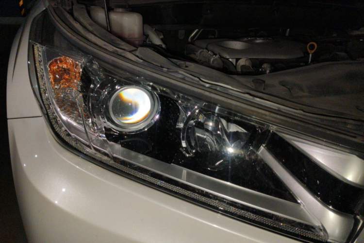 Used Toyota Highlander 2021 2.0T Four-Wheel Drive Luxury Edition 7 Seats Right Front Headlight