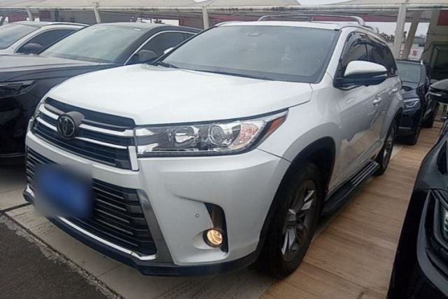 Used Toyota Highlander 2021 2.0T Four-Wheel Drive Prestige Version 7 Seats