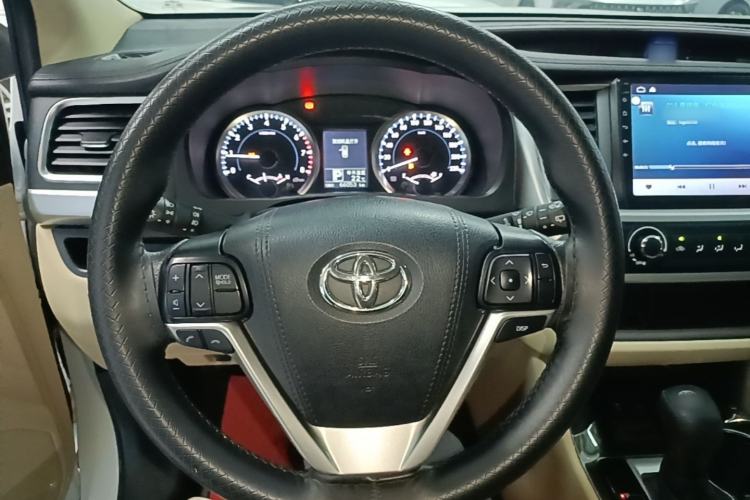 Used Toyota Highlander 2021 2.0T Four-Wheel Drive Elite Edition 7-Seater Steering Wheel