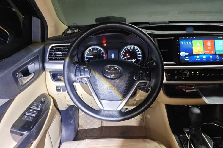 Used Toyota Highlander 2021 2.0T Four-Wheel Drive Elite Edition 7-Seater Steering Wheel