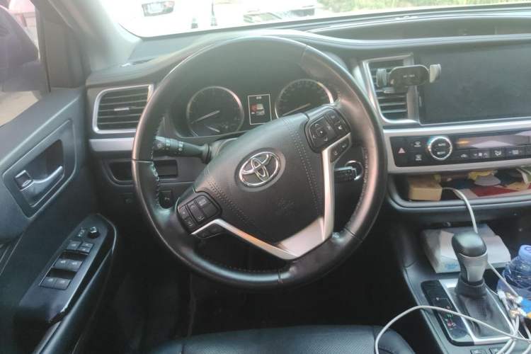 Used Toyota Highlander 2021 2.0T Four-Wheel Drive Luxury Edition 7 Seats Steering Wheel