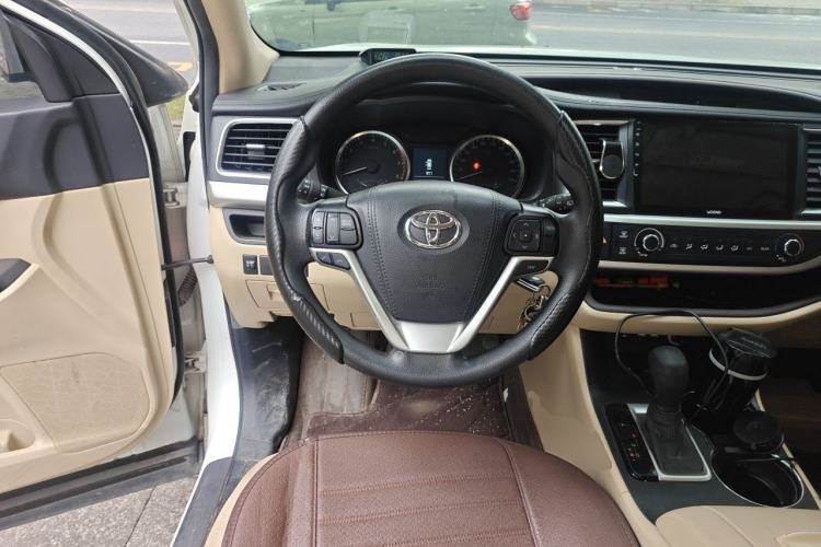 Used Toyota Highlander 2021 2.0T Four-Wheel Drive Elite Edition 7-Seater Steering Wheel
