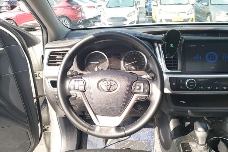 Used Toyota Highlander 2021 2.0T Four-Wheel Drive Luxury Edition 7 Seats Steering Wheel