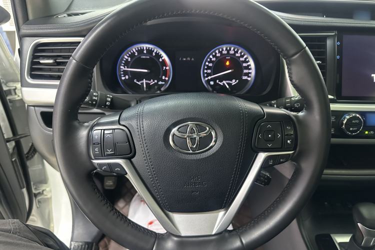 Used Toyota Highlander 2021 2.0T Four-Wheel Drive Luxury Edition 7 Seats Steering Wheel