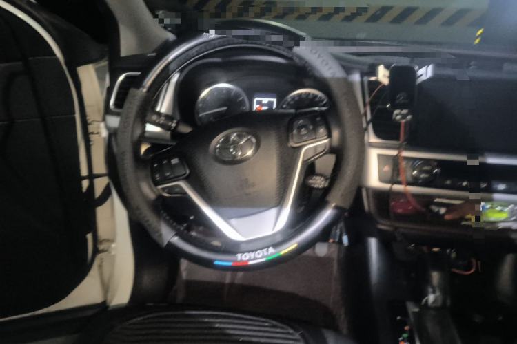 Used Toyota Highlander 2021 2.0T Four-Wheel Drive Luxury Edition 7 Seats Steering Wheel