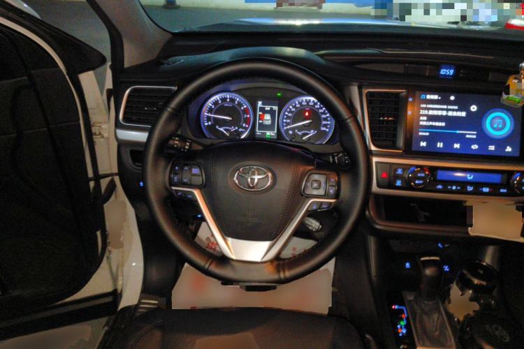 Used Toyota Highlander 2021 2.0T Four-Wheel Drive Luxury Edition 7 Seats Steering Wheel