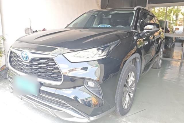 Używany Toyota Highlander 2022 Dual-Engine 2.5L Four-Wheel Drive Supreme Edition 7-Seater