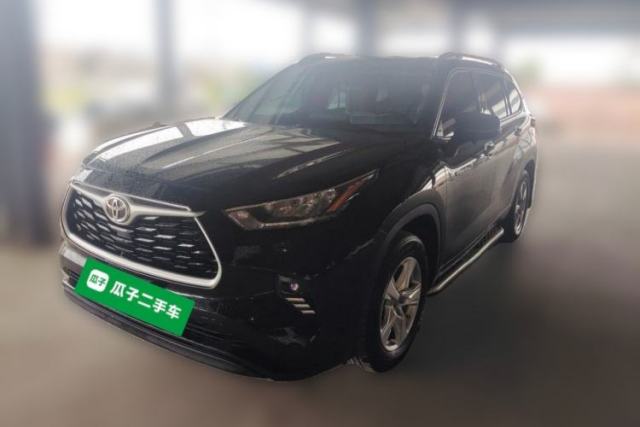Toyota Highlander 2022 Dual-Engine 2.5L 4x4 Elite Edition 7-Seater d’occasion