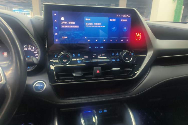 Used Toyota Highlander 2022 Dual-Engine 2.5L Four-Wheel Drive Prestige Version 7 Seats Audio And AC Panel