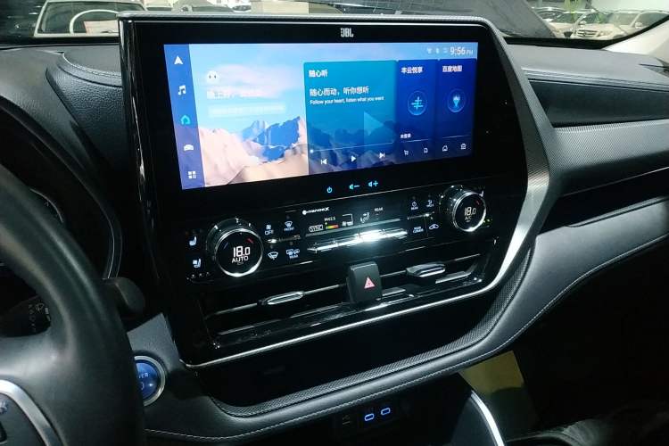 Used Toyota Highlander 2022 Dual-Engine 2.5L Four-Wheel Drive Supreme Edition 7-Seater Audio And AC Panel