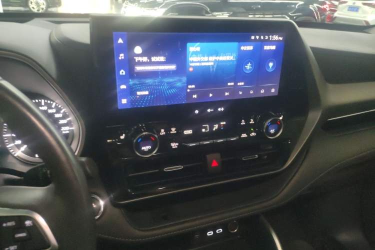 Used Toyota Highlander 2022 380T Four-Wheel Drive Prestige Edition 7-Seater Audio And AC Panel