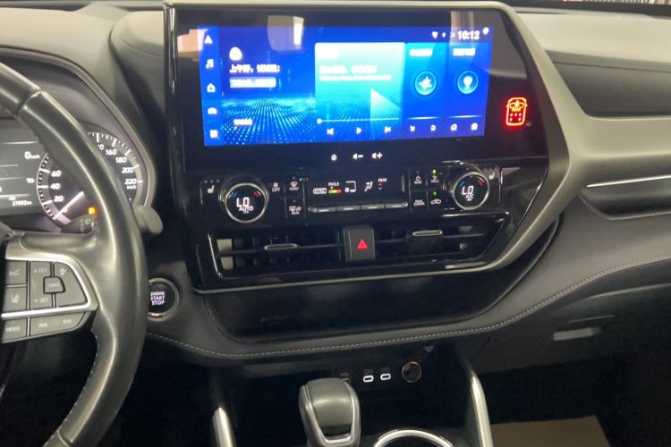 Used Toyota Highlander 2022 380T Four-Wheel Drive Prestige Edition 7-Seater Audio And AC Panel
