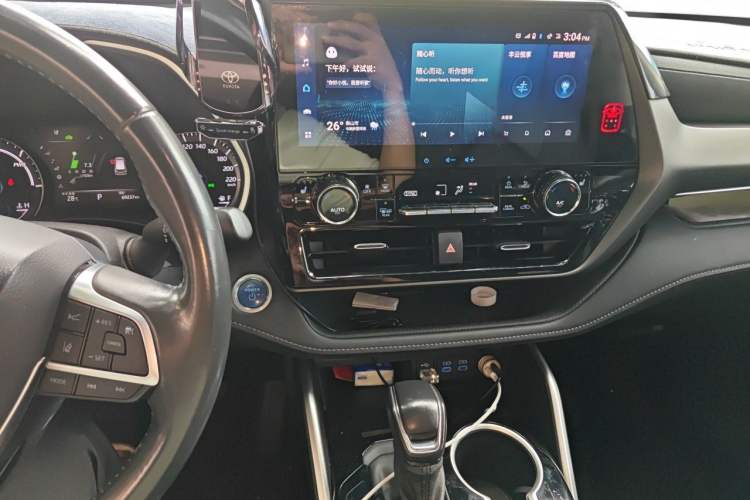 Used Toyota Highlander 2022 Dual-Engine 2.5L Four-Wheel Drive Prestige Version 7 Seats Audio And AC Panel