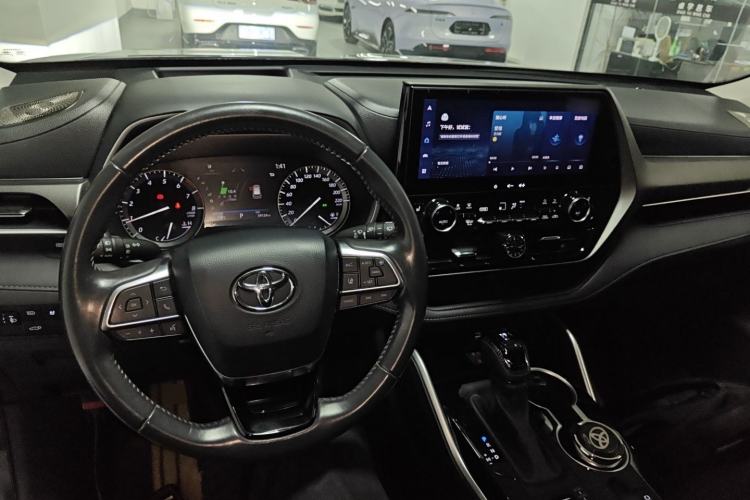 Used Toyota Highlander 2022 380T Four-Wheel Drive Prestige Edition 7-Seater Center Console