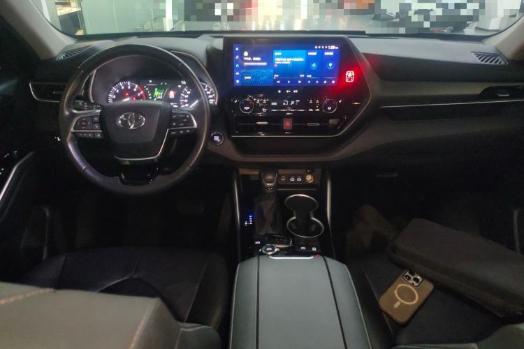 Used Toyota Highlander 2022 380T Four-Wheel Drive Prestige Edition 7-Seater Center Console