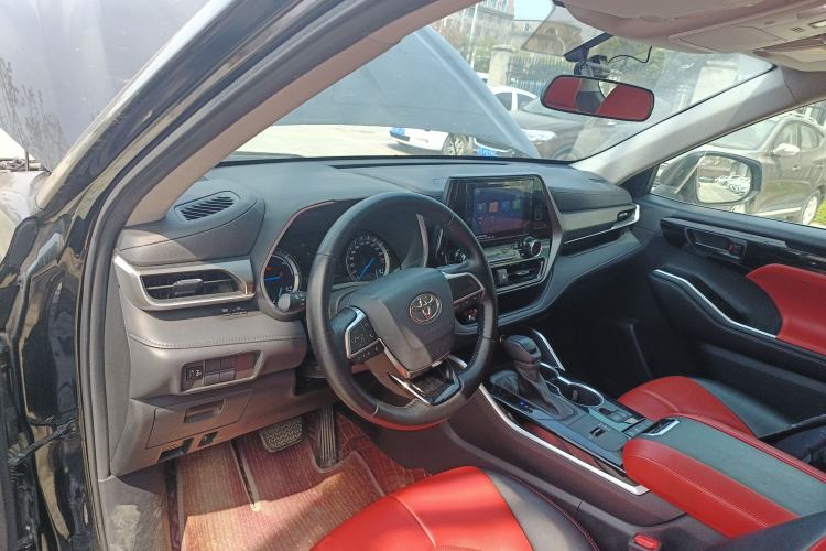Used Toyota Highlander 2022 Dual-Engine 2.5L Two-Wheel Drive Elite Edition 5 Seats Center Console