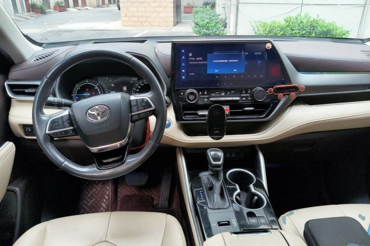 Used Toyota Highlander 2022 Dual-Engine 2.5L Four-Wheel Drive Prestige Version 7 Seats Center Console