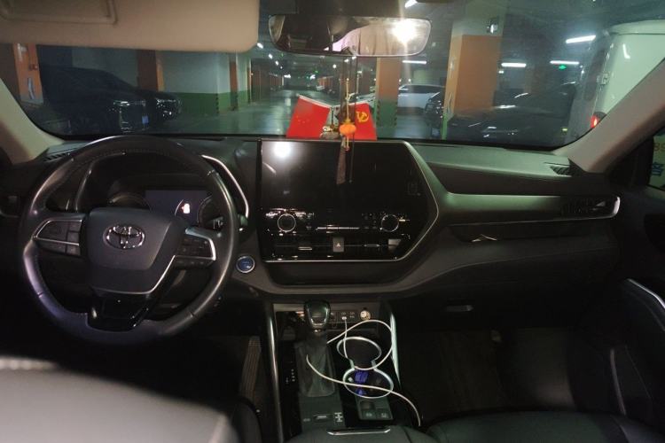 Used Toyota Highlander 2022 Dual-Engine 2.5L Four-Wheel Drive Prestige Version 7 Seats Center Console