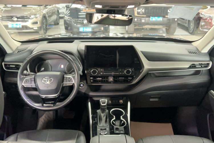 Used Toyota Highlander 2022 380T Four-Wheel Drive Prestige Edition 7-Seater Center Console