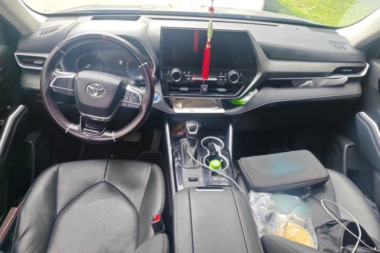 Used Toyota Highlander 2022 Dual-Engine 2.5L Four-Wheel Drive Prestige Version 7 Seats Center Console