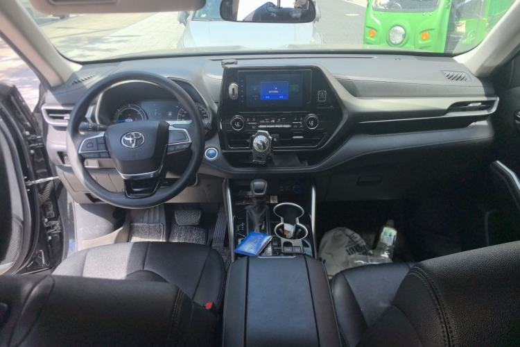 Used Toyota Highlander 2022 Dual-Engine 2.5L Two-Wheel Drive Elite Edition 5 Seats Center Console