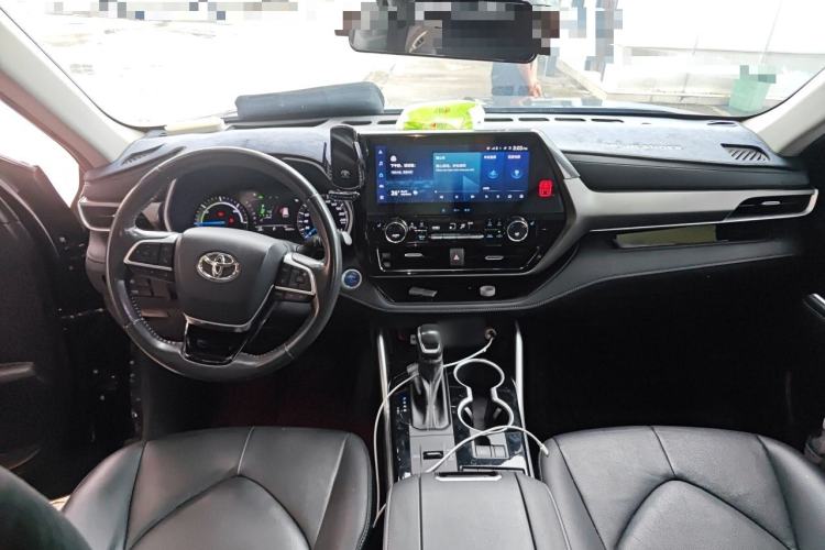 Used Toyota Highlander 2022 Dual-Engine 2.5L Four-Wheel Drive Prestige Version 7 Seats Center Console