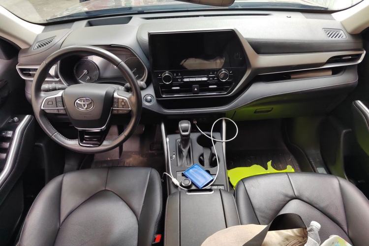 Used Toyota Highlander 2022 380T Four-Wheel Drive Prestige Edition 7-Seater Center Console