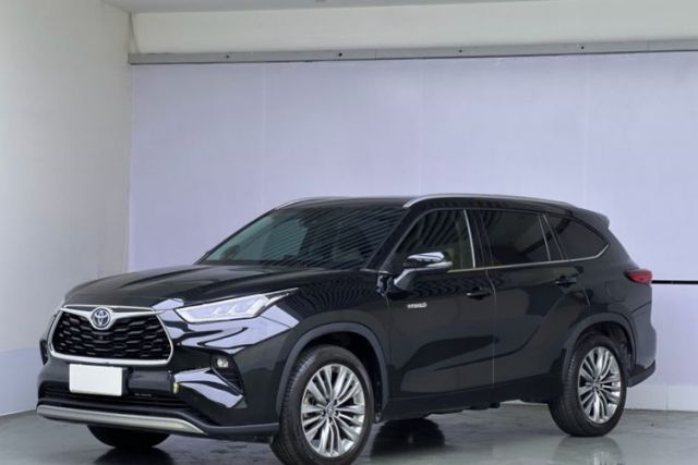 Used Toyota Highlander 2022 Dual-Engine 2.5L Four-Wheel Drive Supreme Edition 7-Seater