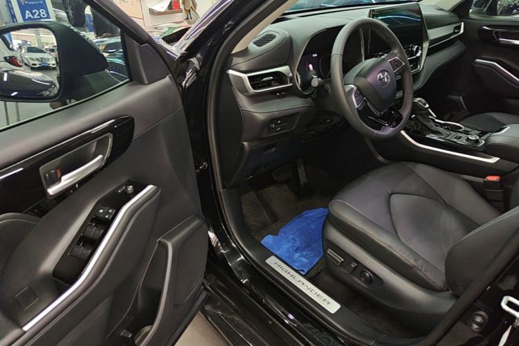 Used Toyota Highlander 2022 380T Four-Wheel Drive Prestige Edition 7-Seater Driver Seat