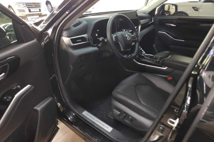 Used Toyota Highlander 2022 380T Four-Wheel Drive Prestige Edition 7-Seater Driver Seat