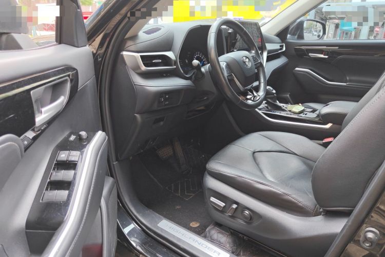 Used Toyota Highlander 2022 Dual-Engine 2.5L Four-Wheel Drive Prestige Version 7 Seats Driver Seat