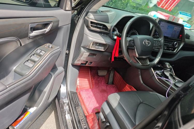 Used Toyota Highlander 2022 Dual-Engine 2.5L Four-Wheel Drive Prestige Version 7 Seats Driver Seat