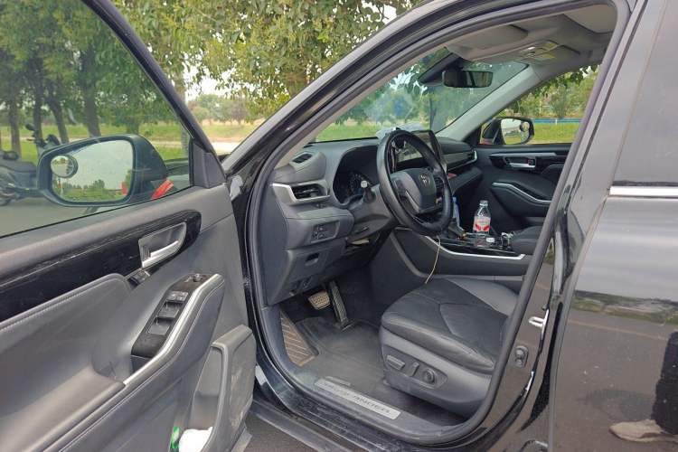 Used Toyota Highlander 2022 Dual-Engine 2.5L Four-Wheel Drive Prestige Version 7 Seats Driver Seat