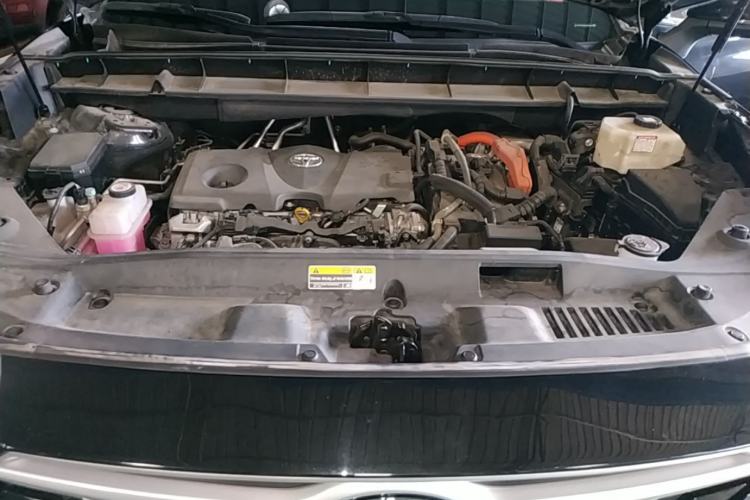 Used Toyota Highlander 2022 Dual-Engine 2.5L Four-Wheel Drive Prestige Version 7 Seats Engine Bay