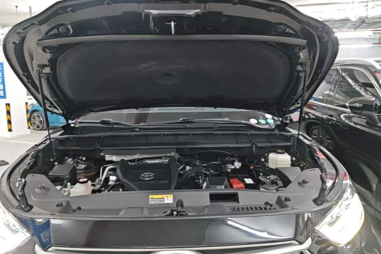 Used Toyota Highlander 2022 380T Four-Wheel Drive Prestige Edition 7-Seater Engine Bay